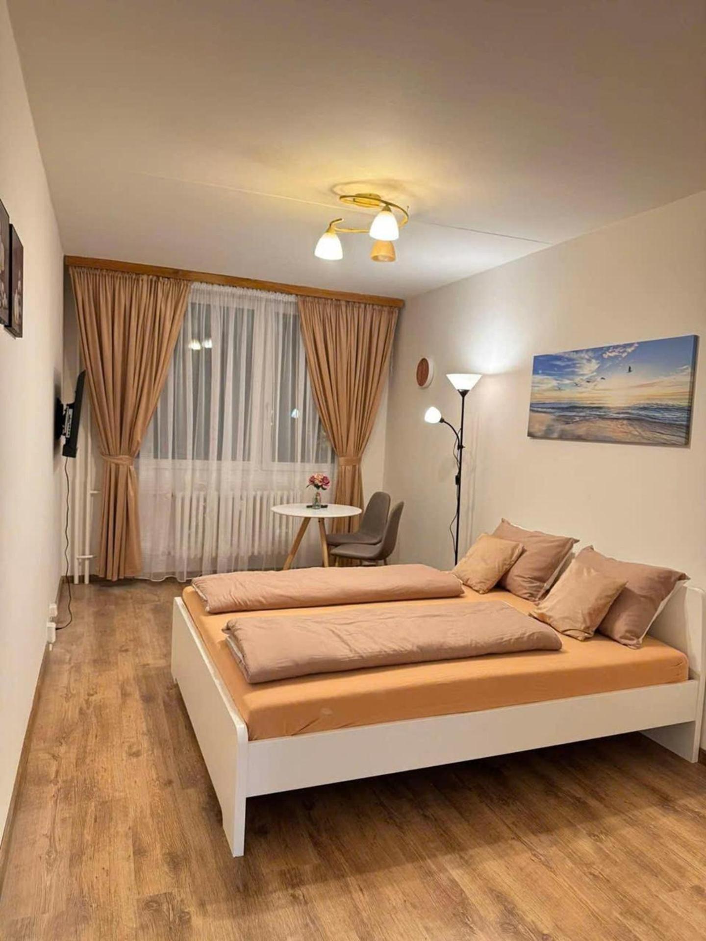 Apart For Rent Near Center Apartment Прага Екстериор снимка